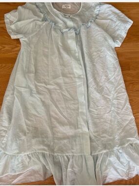 Vintage Katz women’s medium Light Blue Ruffle-Trim Pajama Nightgown
